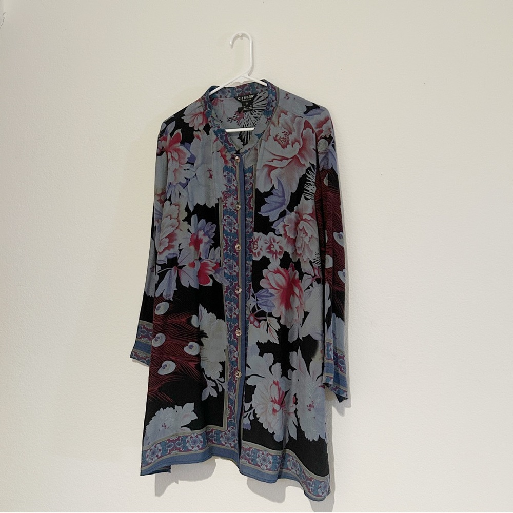 Citron Blue and Maroon Floral Silk Mandarin Collar Button Down Blouse Size 3X
